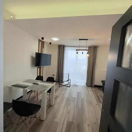 Dvoupokojovy S Balkonem A Vyhledem Na Jablonec Appartement