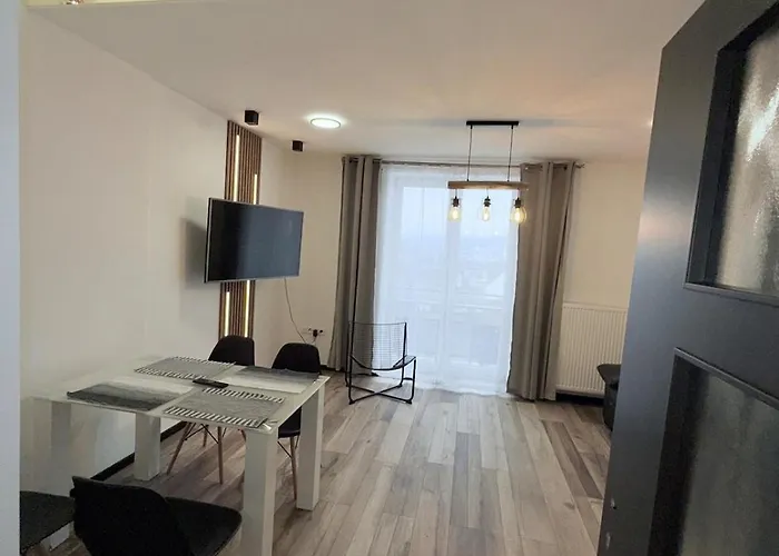 Dvoupokojovy S Balkonem A Vyhledem Na Jablonec Lägenhet