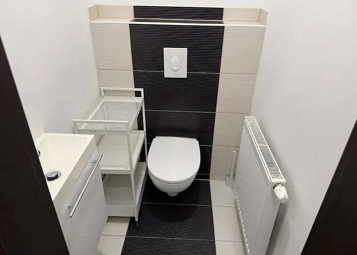 Lägenhet Dvoupokojovy S Balkonem A Vyhledem Na Jablonec